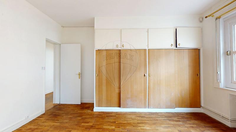 Appartement - 105 m² - 5 pièces