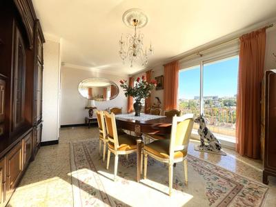 Maison - 158 m² - 6 pièces