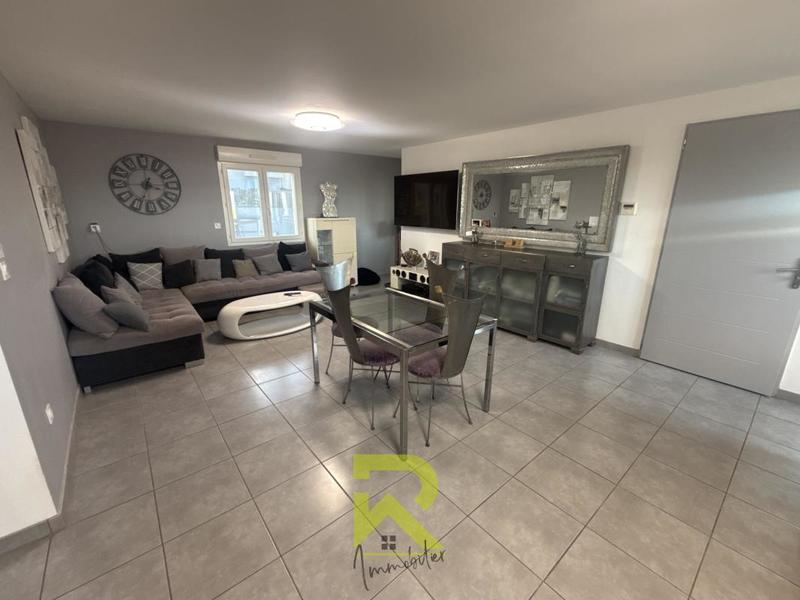 Maison - 239 m² - 4 pièces