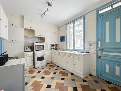 Maison - 215 m² - 5 pièces