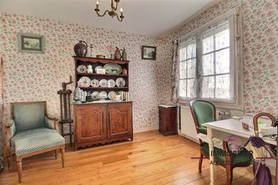 Maison - 104 m² - 6 pièces