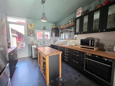 Maison - 175 m² - 7 pièces