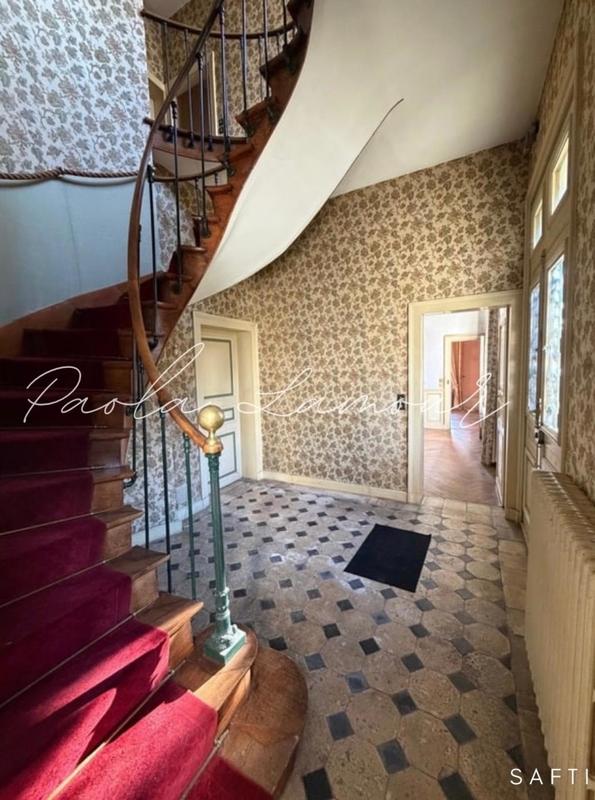 Maison - 184 m² - 8 pièces