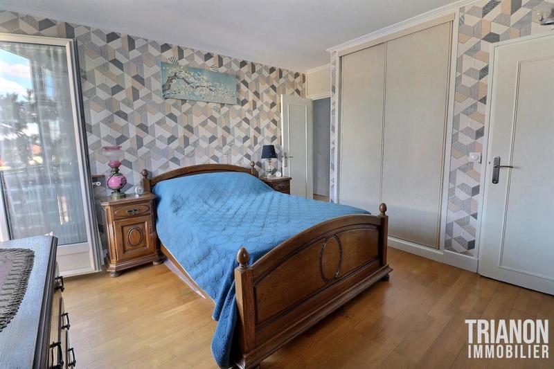 Appartement - 103 m² - 5 pièces