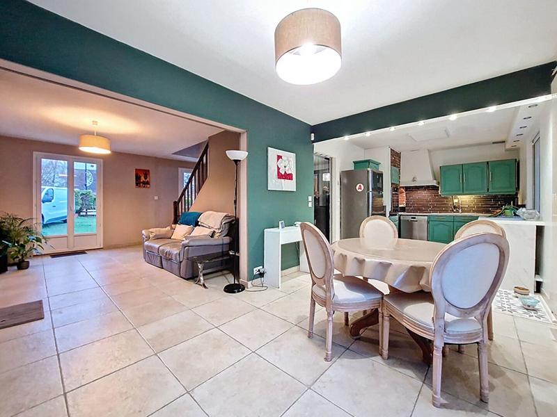 Maison - 170 m² - 6 pièces