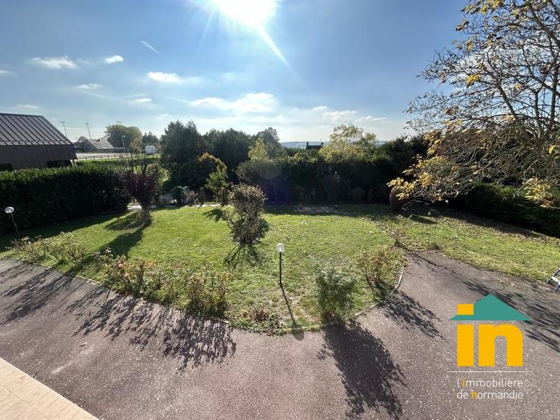 Maison - 284 m² - 8 pièces