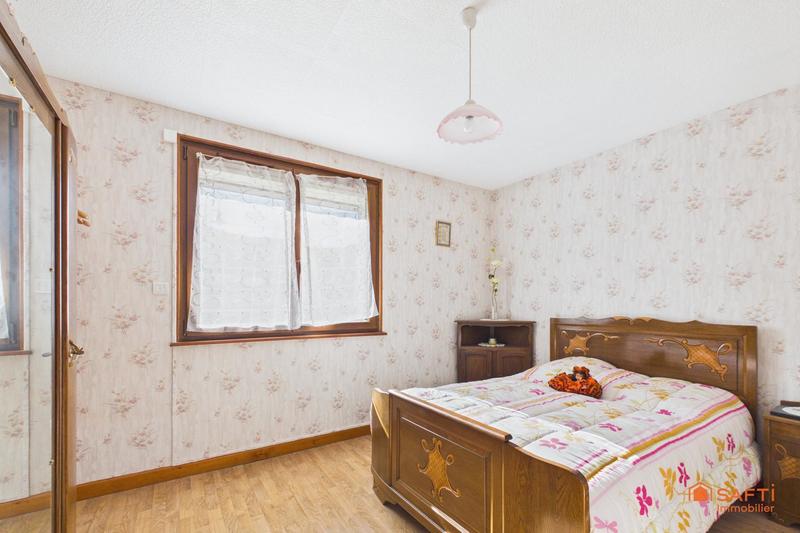 Maison - 102 m² - 5 pièces