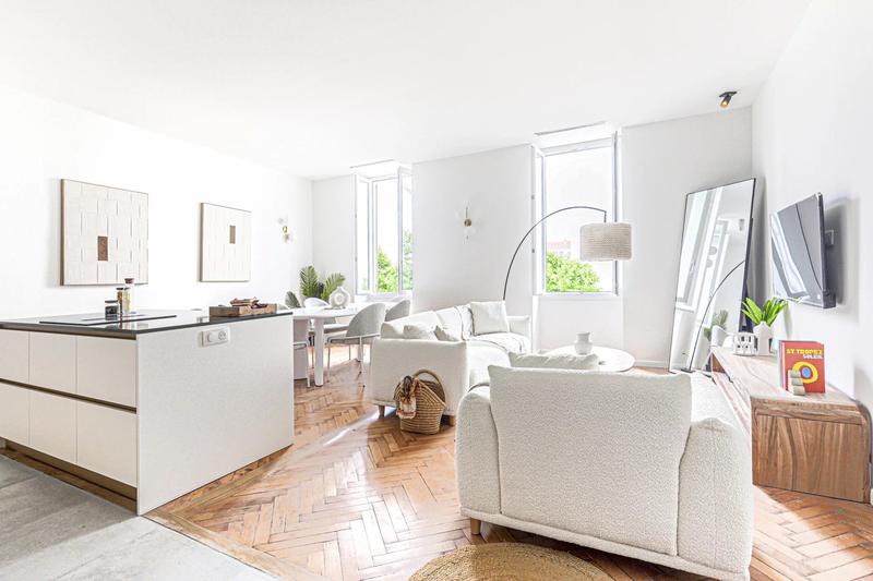 Appartement - 87 m² - 3 pièces