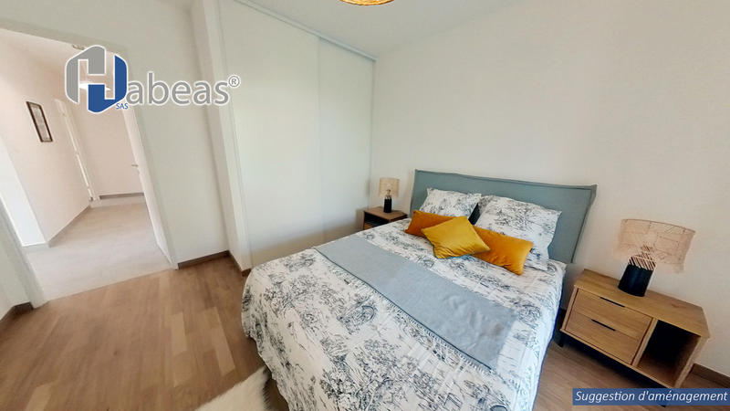 Appartement - 81 m² - 3 pièces