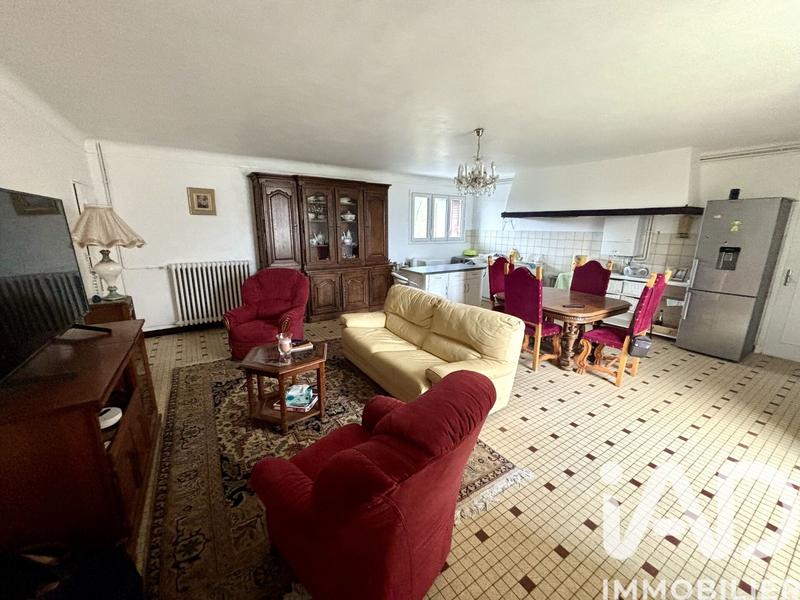 Maison - 208 m² - 8 pièces