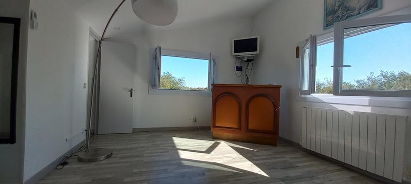 Villa - 220 m² - 8 pièces