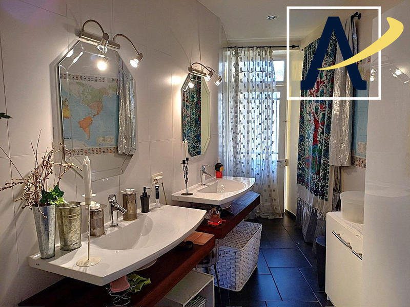 Appartement - 161 m² - 6 pièces