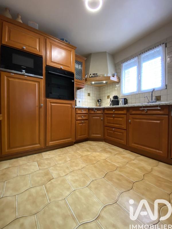 Maison - 98 m² - 6 pièces