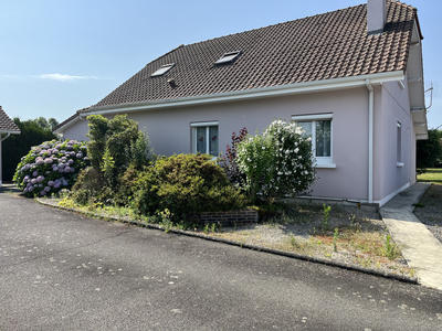 Maison - 160 m² - 5 pièces