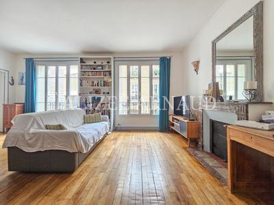 Appartement - 75 m² - 4 pièces