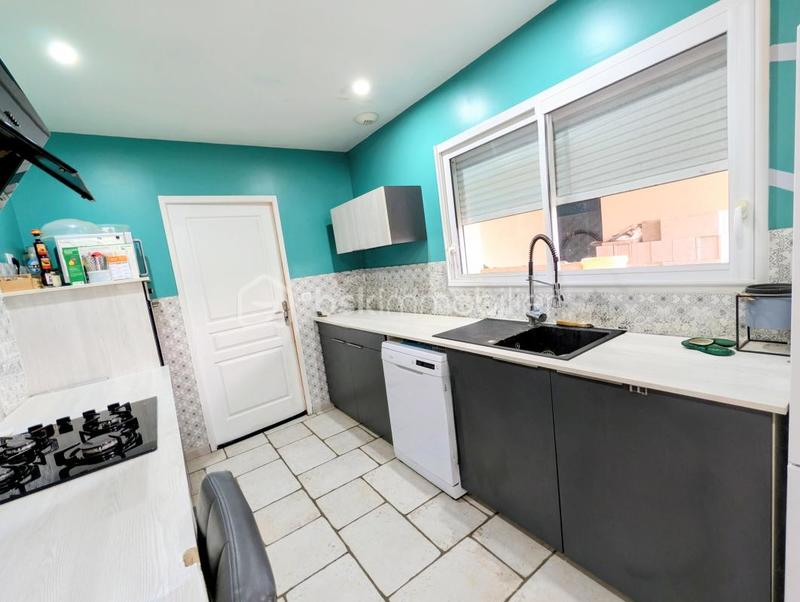 Maison traditionnelle - 141 m² - 4 pièces