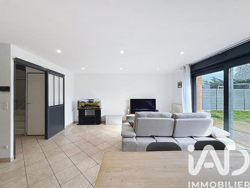 Maison - 99 m² - 6 pièces