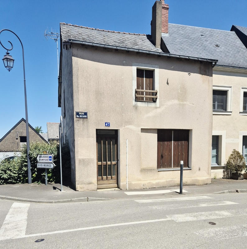Maison - 98 m² - 4 pièces