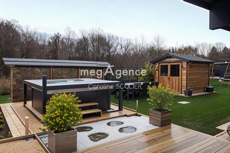 Maison - 385 m² - 13 pièces