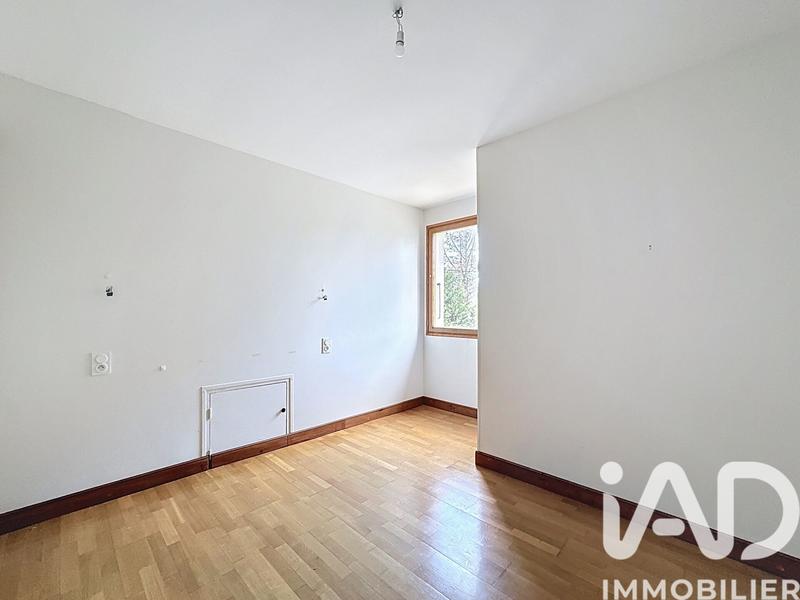 Maison - 137 m² - 6 pièces