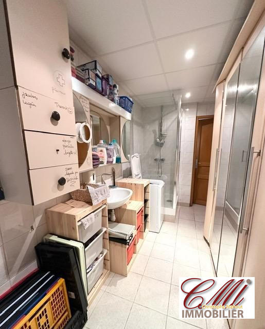 Maison - 385 m² - 11 pièces