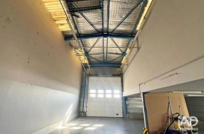 Local commercial - 596 m²