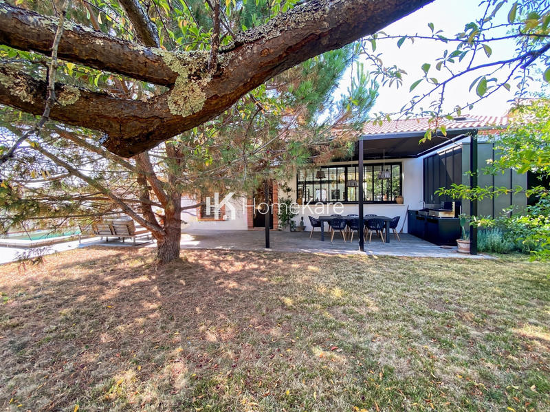 Maison - 180 m² - 5 pièces