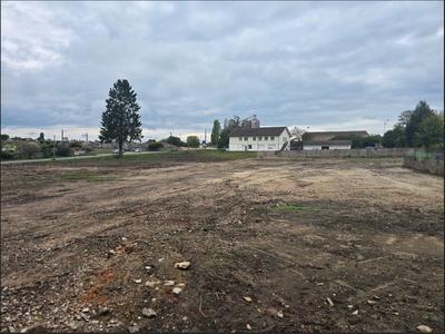 Terrain constructible - 7 649 m²