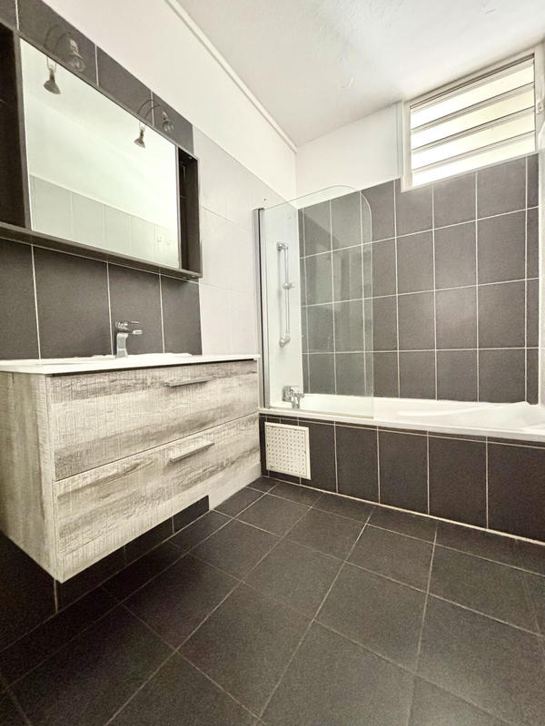 Appartement - 92 m² - 3 pièces