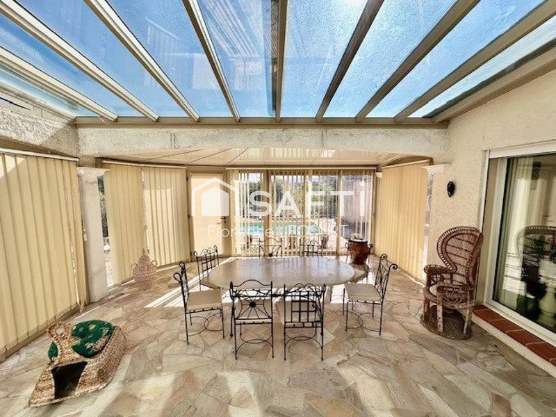 Maison - 186 m² - 5 pièces