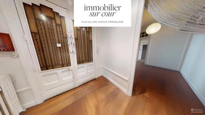 Appartement - 159 m² - 6 pièces