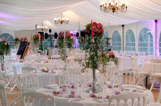 Manoir - 2 000 m² - 40 pièces