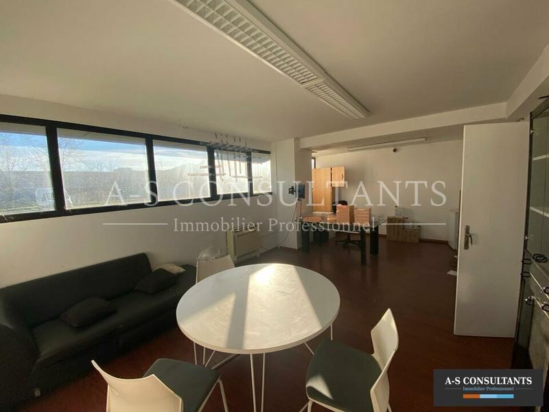 Local d'activité / Entrepôt - 800 m²