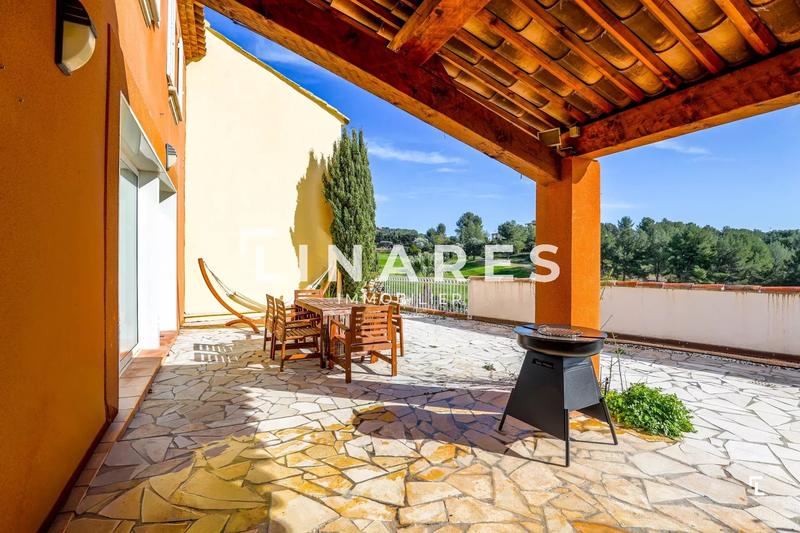 Maison - 160 m² - 5 pièces