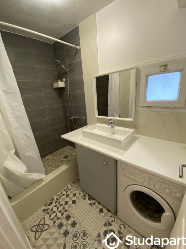 Chambre - 9 m² - 1 pièce