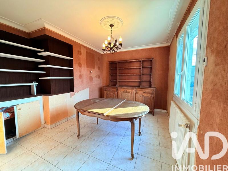 Maison - 91 m² - 6 pièces