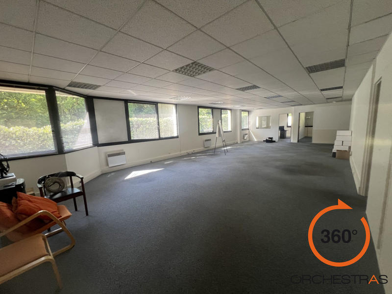 Local d'activités - 518 m²