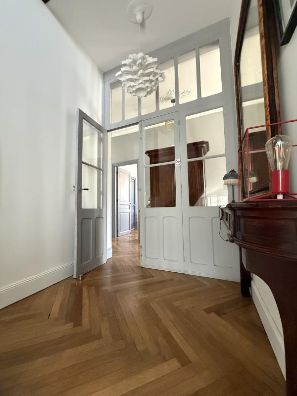 Maison bourgeoise - 258 m² - 10 pièces