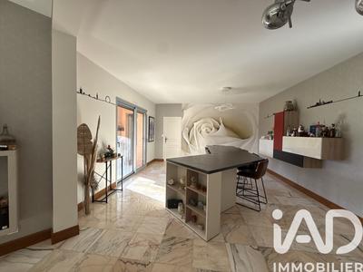 Maison de maîtres - 360 m² - 8 pièces