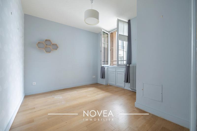 Local d'activités - 89 m² - 4 pièces