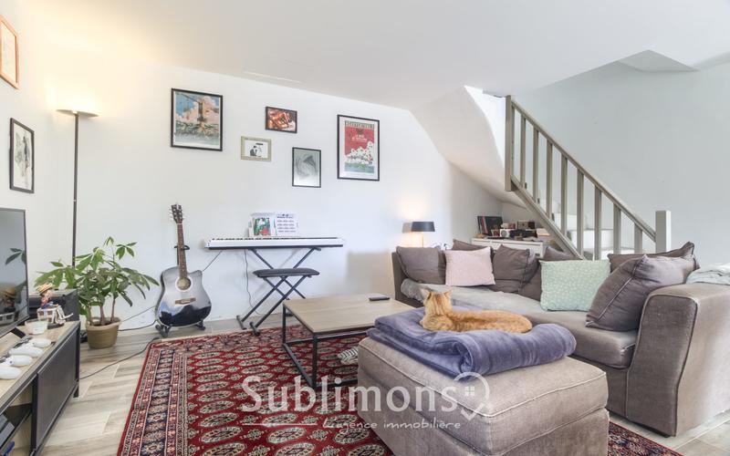 Maison - 87 m² - 5 pièces