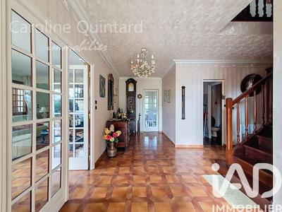 Maison - 195 m² - 6 pièces