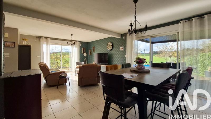 Maison - 130 m² - 5 pièces