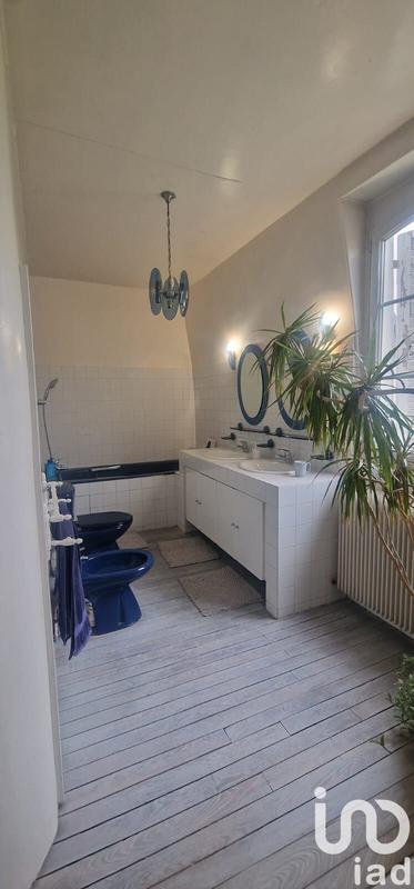 Maison de ville - 250 m² - 11 pièces