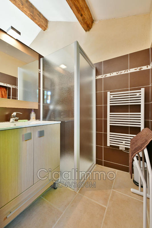 Villa - 179 m² - 8 pièces