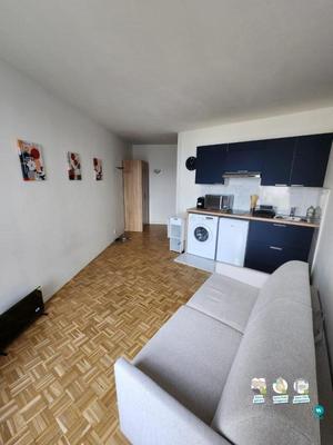 Studio - 24 m² - 1 pièce
