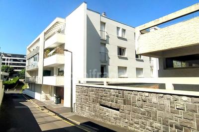 Appartement - 98 m² - 5 pièces