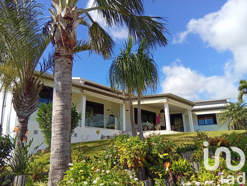 Maison - 200 m² - 6 pièces