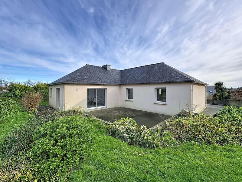 Maison - 121 m² - 5 pièces