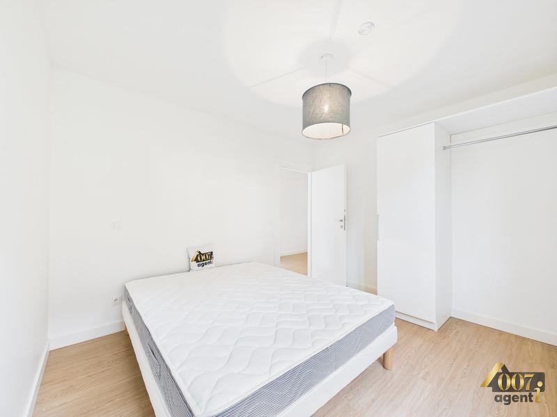 Appartement - 75 m² - 3 pièces